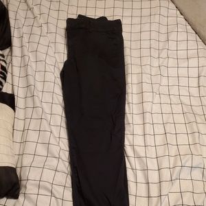 Black Old Navy pixie pants